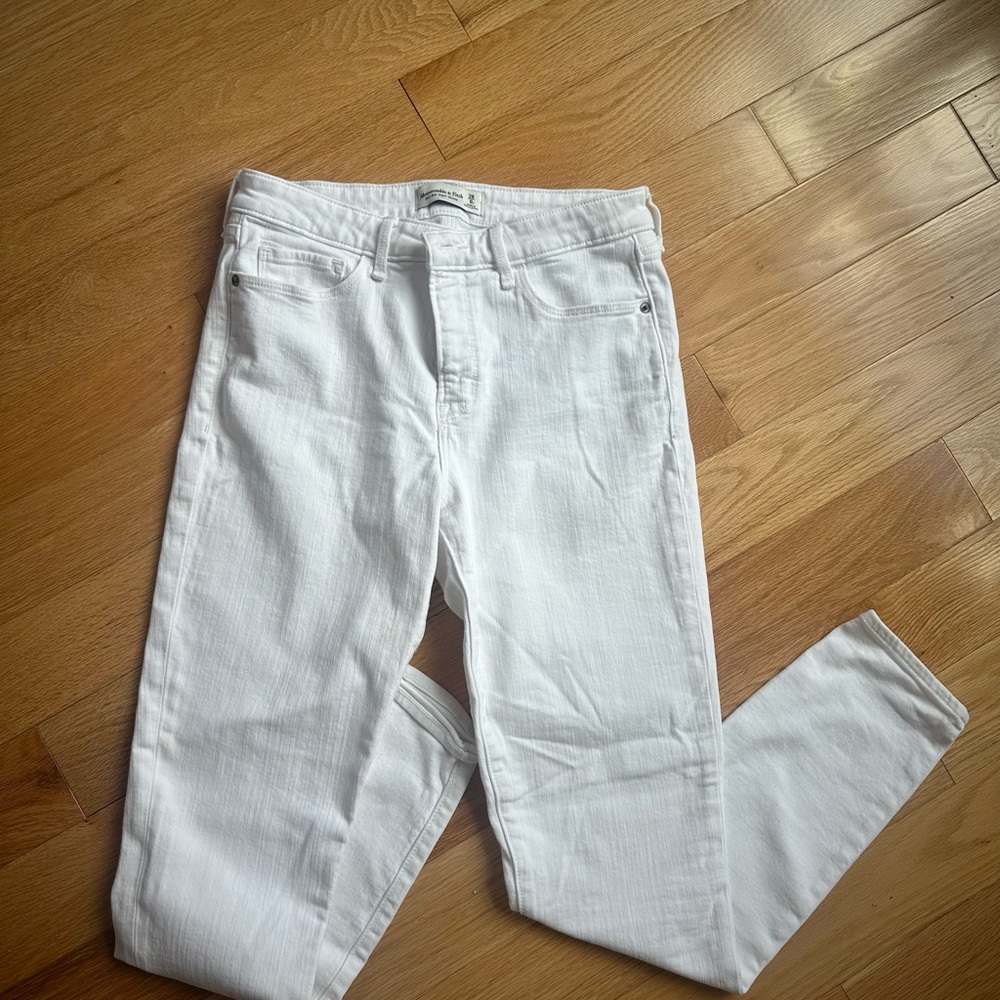 White Women's Jeans